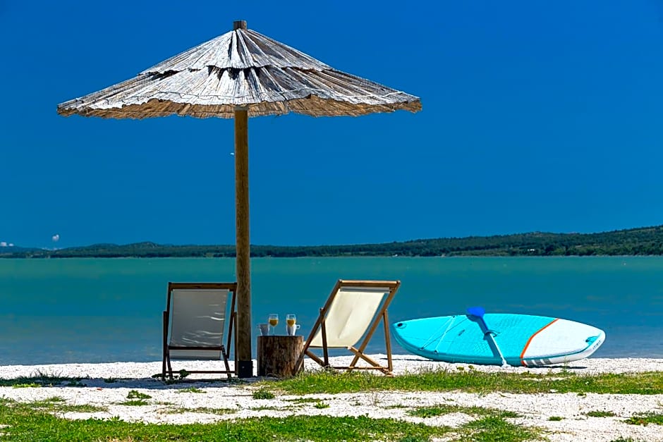 Camp Vransko lake - Mobile homes