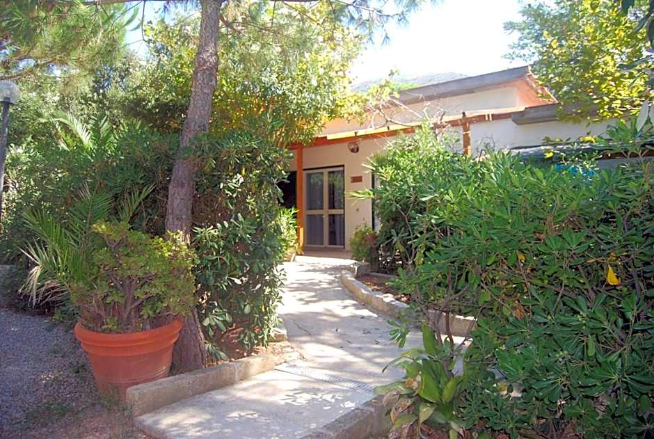 Residence Mandel 2 by Mandel Club