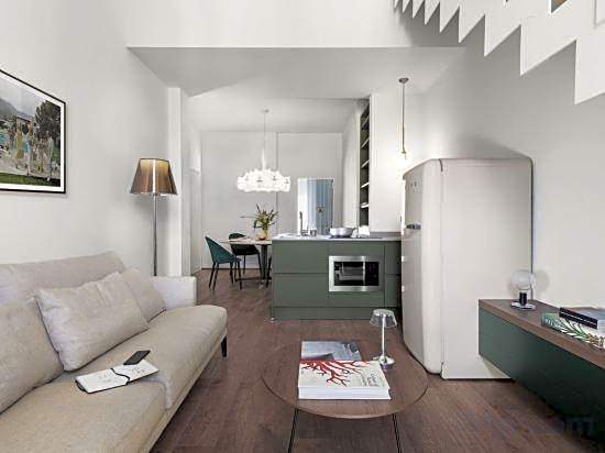 Cavour Deluxe