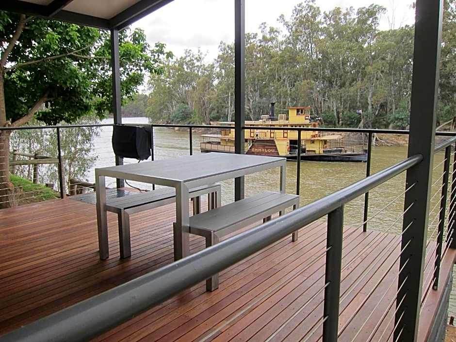 Moama Riverside Holiday Park