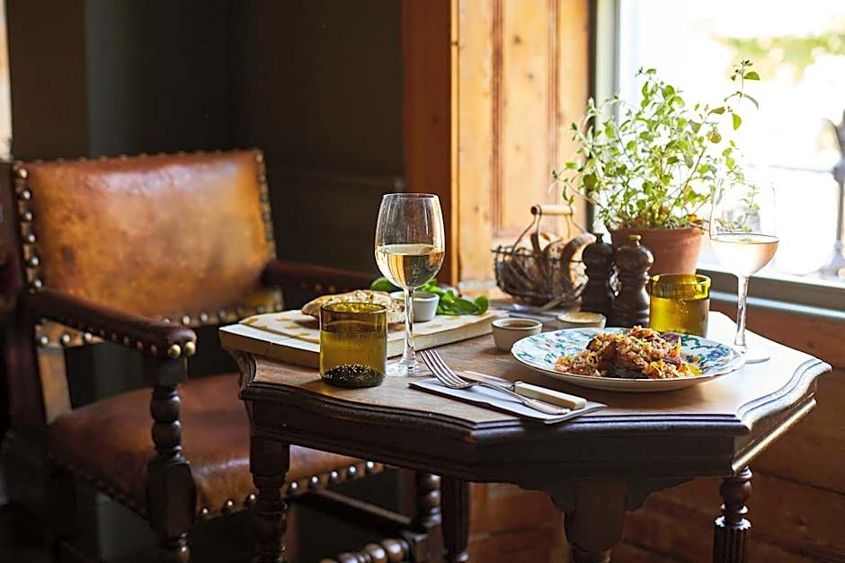 THE PIG in the Wall - Southampton