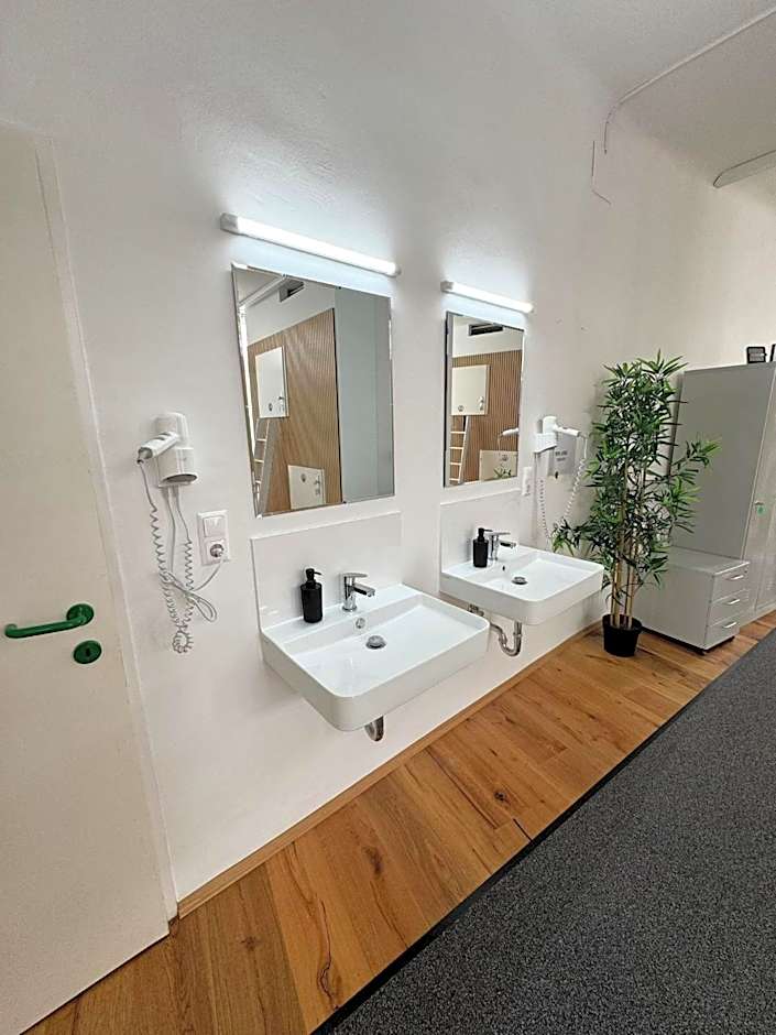 Robin Wood Capsule Hostel