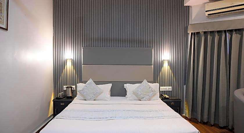 The Ambassador - Hotel & Conference Center