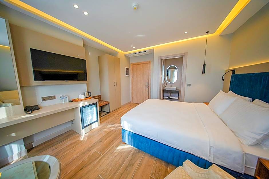 The Palm Bosphorus Hotel