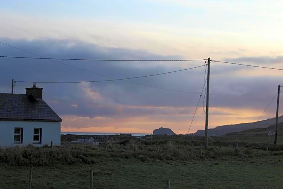 Malin Head SolasTobann ArtHouse Room 1 En-suite