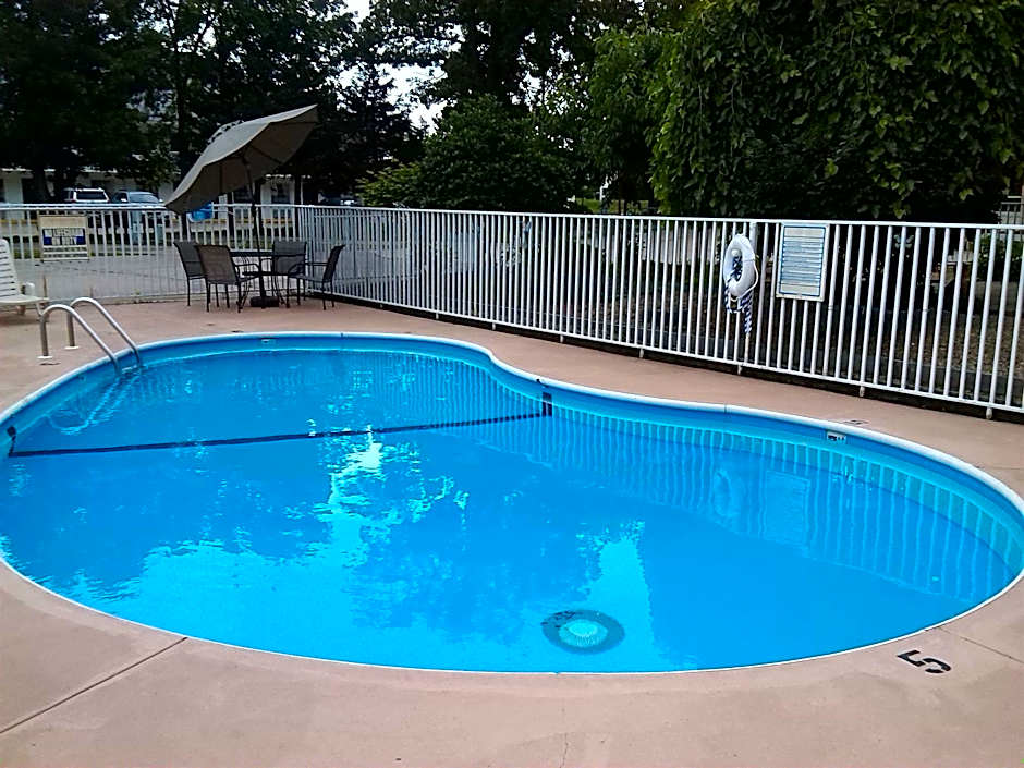 Willow Tree Inn Branson