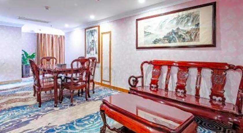 Xinyuan Hot Spring Hotel