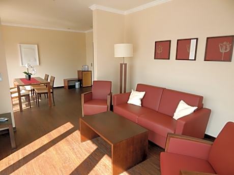 Suite with Lake View