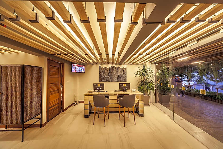 Metro Pratunam Boutique Hotel