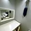 Thruster - Rooms, Kitchen, Chill-Out Zone-Netflix, Lobby-Netflix
