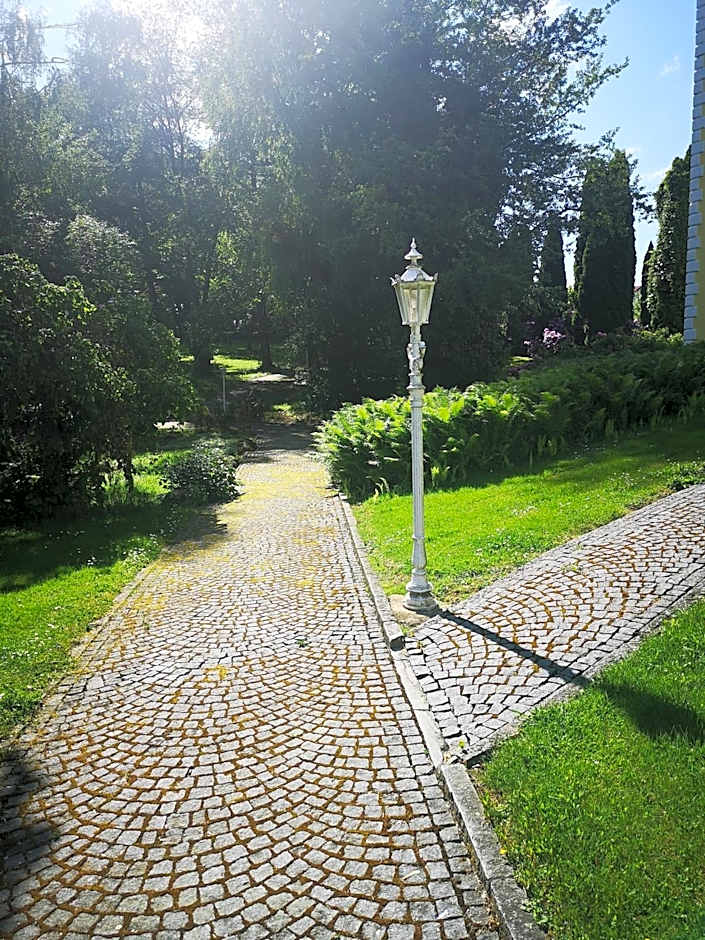 Wellnesshotel Parkschlössl zu Thyrnau  Adults only