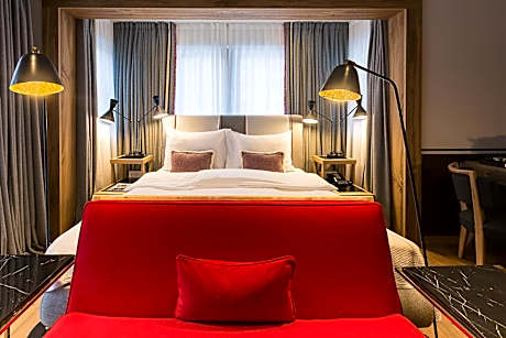 Kaiser Suite
