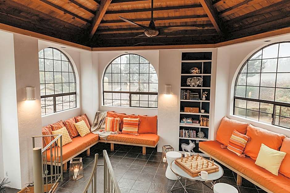 Sonoma Coast Villa and Spa