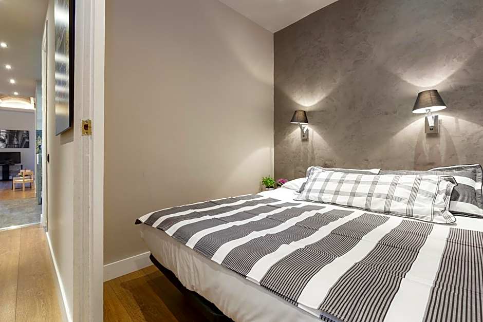 AinB Eixample-Miro Apartments