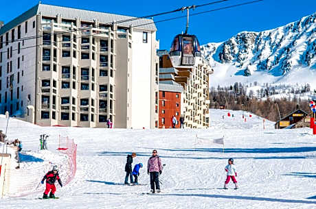 SOWELL HOTELS Le Pas du Loup