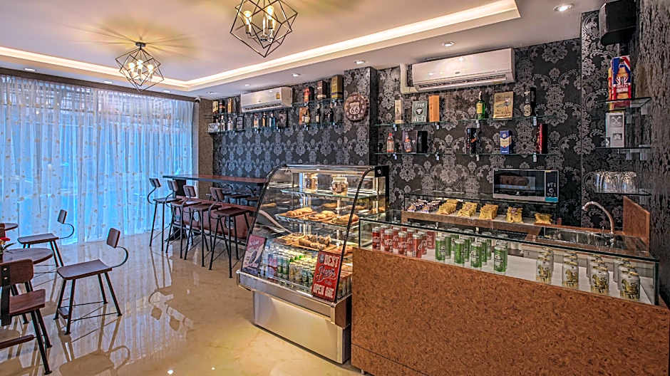 V One Pride-Sukhumvit 22, Bangkok