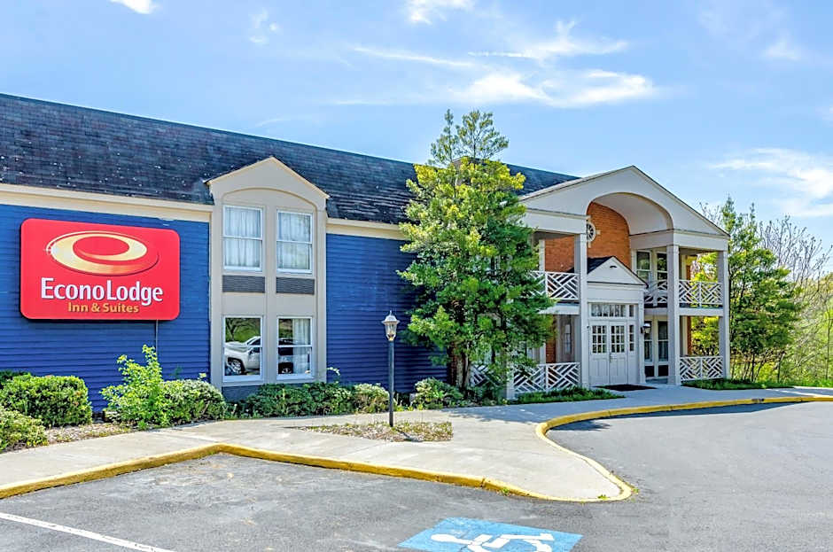 Econo Lodge Inn & Suites Radford-Blacksburg Area