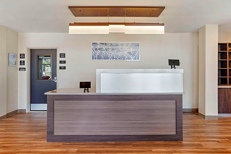 Sleep Inn & Suites