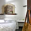 Astrolithos Boutique