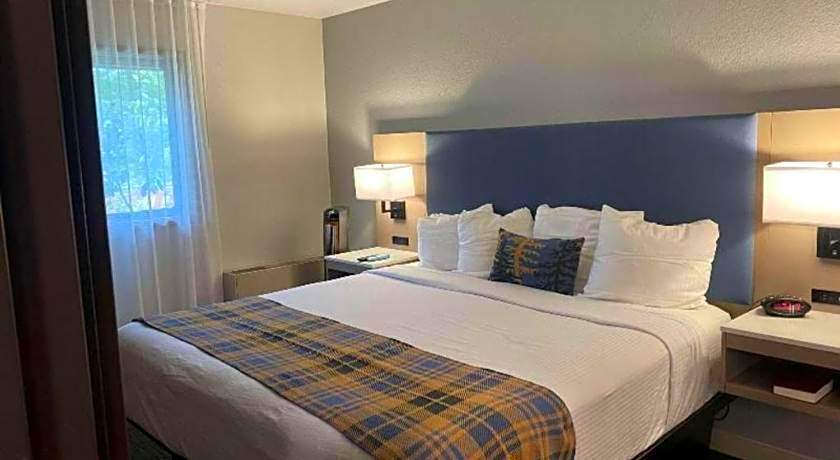 Best Western Lake Lucille Inn