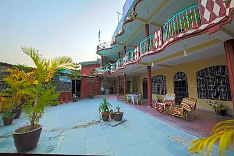 Rishikesh Sadan A Yoga and Spritual Retreat