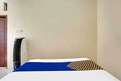 OYO 92114 Homestay Riverside Duko