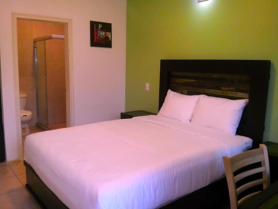 Happy Express Hotel