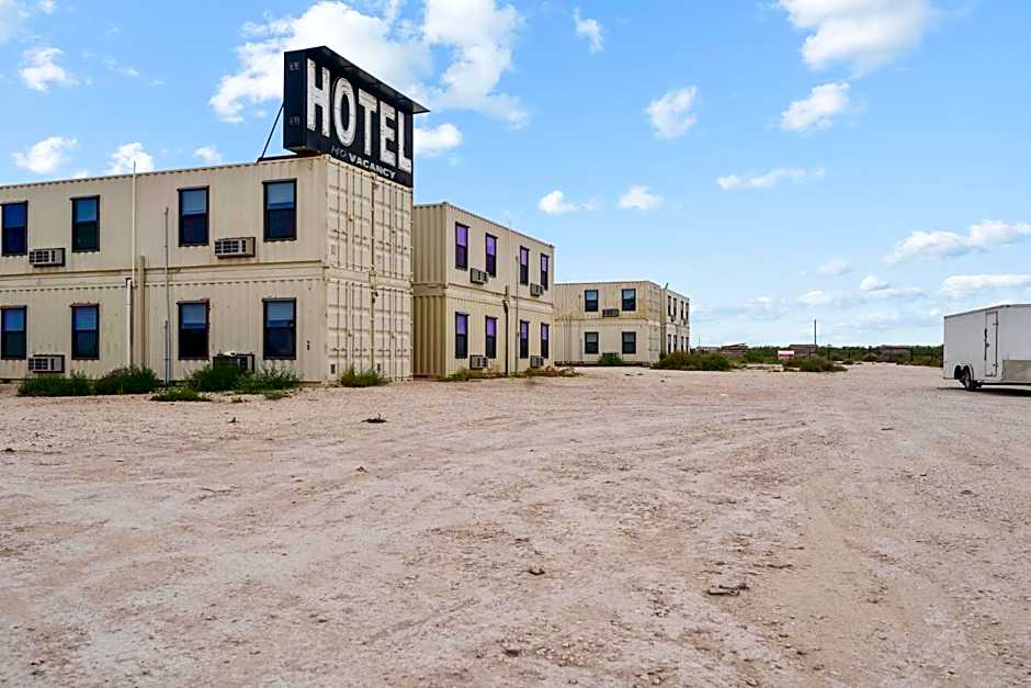 The Resource Inn -Big Lake TX