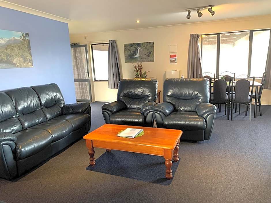 Haast River Motels & Holiday Park