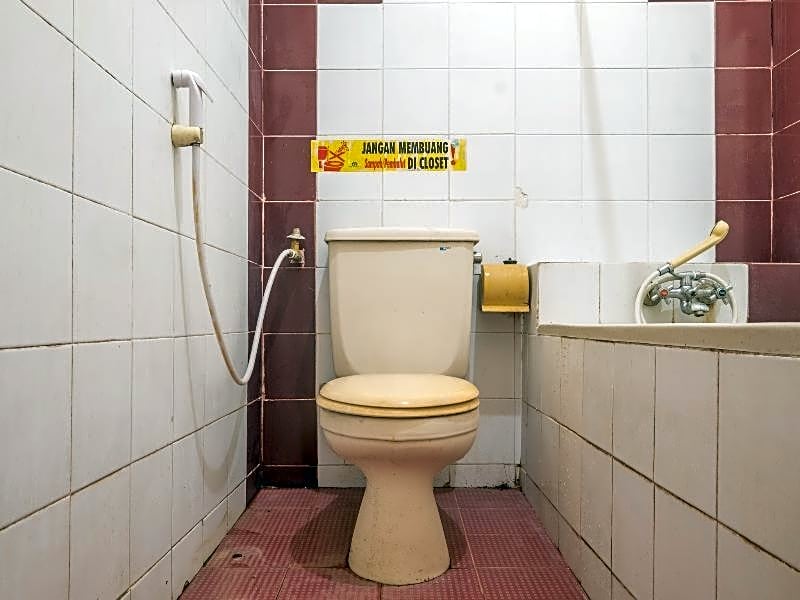 SPOT ON 2341 Hotel Padjajaran 2