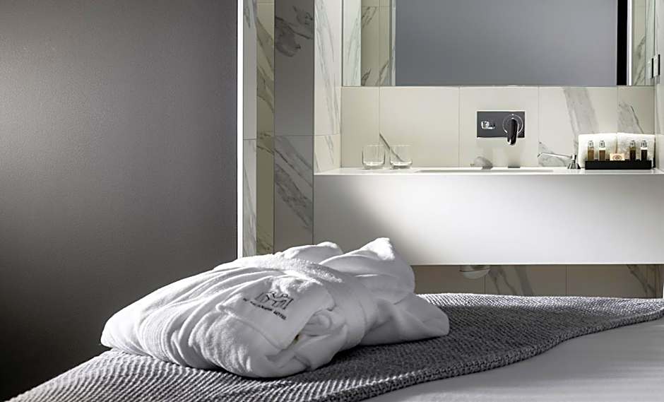 The Melbourne Hotel