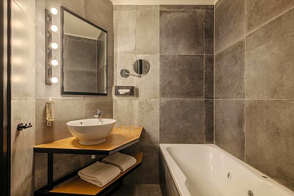 Leonardo Hotel Groningen City Center