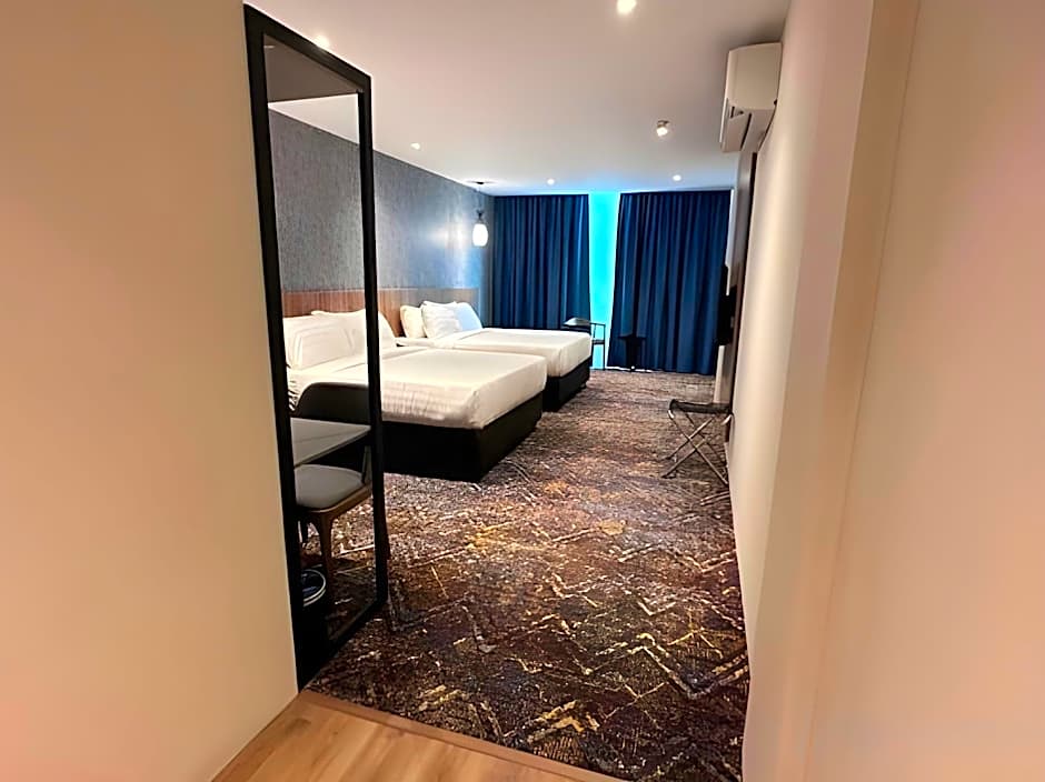 Le'genda Hotel