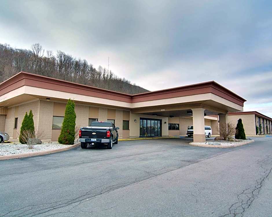Quality Hotel and Conference Center Bluefield