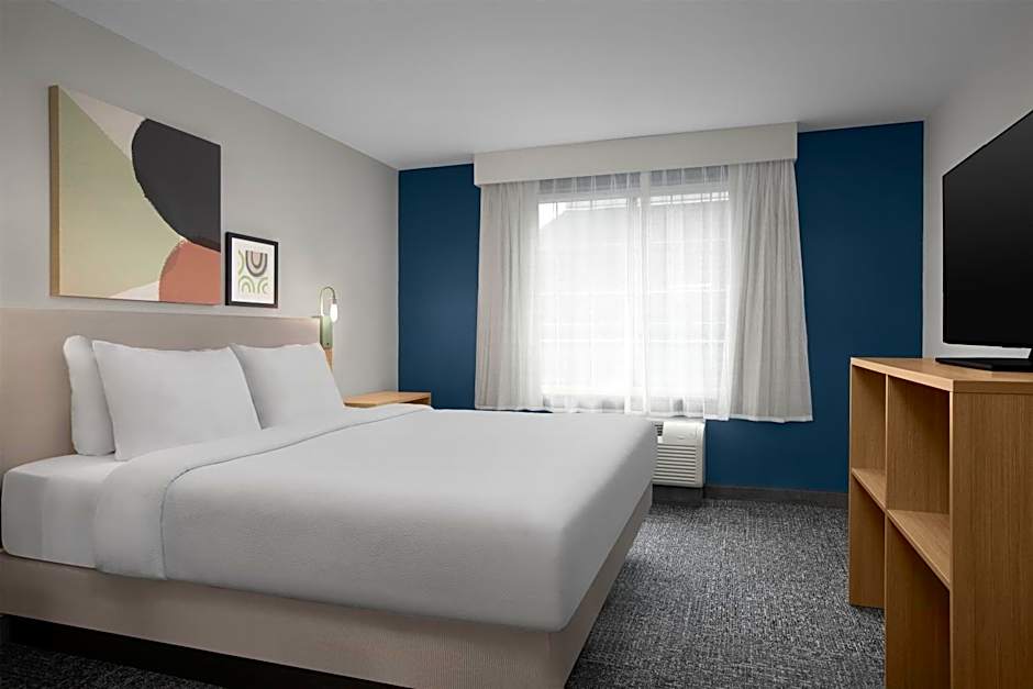 Spark by Hilton Washington Meadowlands Blvd