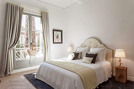 Deluxe Double Room with Bath