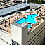 LAKETOWN 5 POOLs STEPS TO BEACH FAMILY FRIENDLY