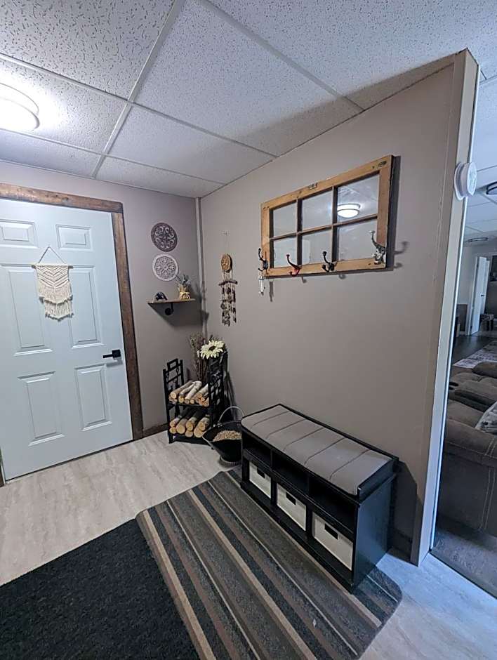 Suite in the Bush-Private Apartment