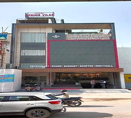 Hotel Spring Vilas