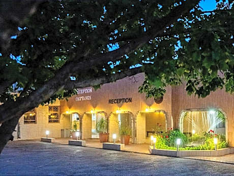 Kuruman Lodge