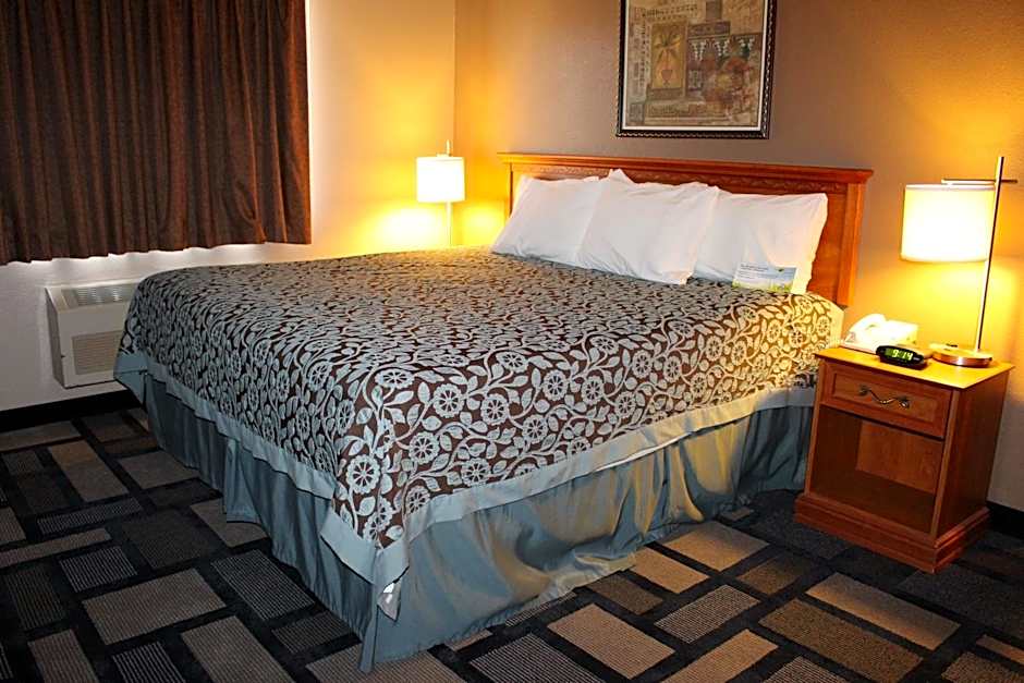 Days Inn by Wyndham Watertown