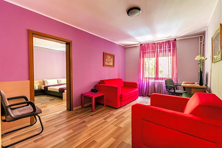 Veliki Garni Hotel
