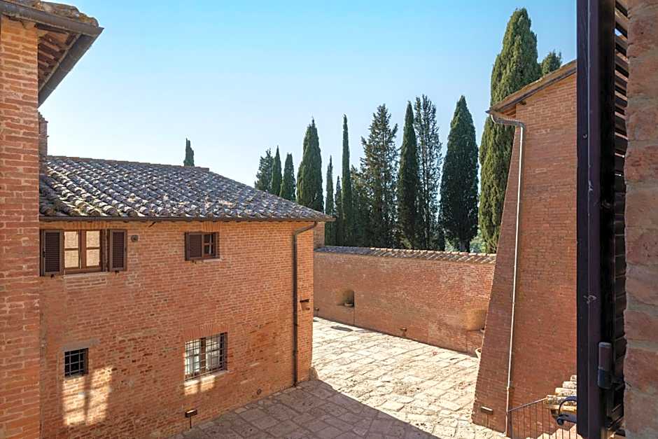 Castello di Leonina