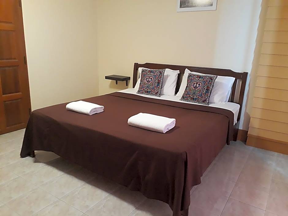 Relax Inn