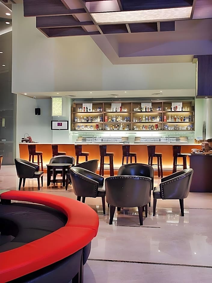 Quest Hotel Simpang Lima - Semarang by ASTON