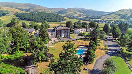 Macdonald Plas Talgarth Resort