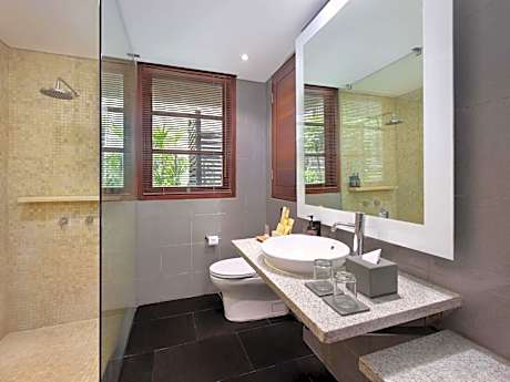 Two-Bedroom Suite with Balcony