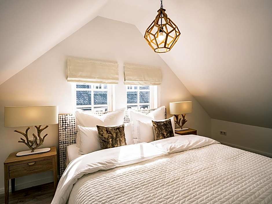 Flecker Hotel