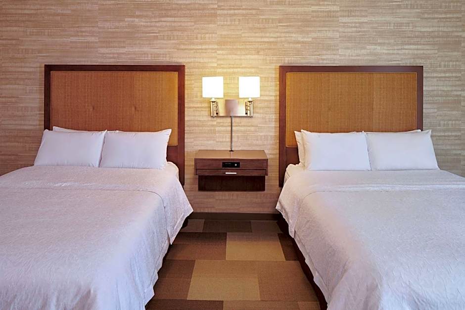 Hampton Inn By Hilton & Suites Oahu/Kapolei, HI