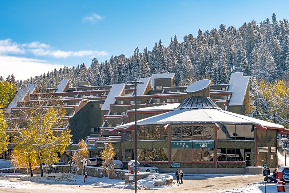 Hotel Canoe and Suites